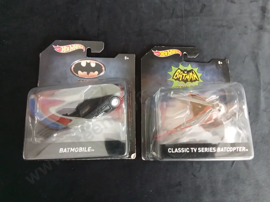 HOT WHEELS BATMAN BATMOBILE AND CLASSIC TV SERIES BATCOPTER Image 1++