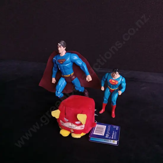 3 PIECES DC SUPERHEROES TOYS