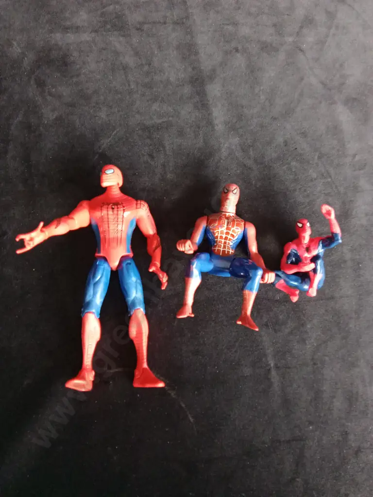 3 SPIDERMAN FIGURES Image 1++