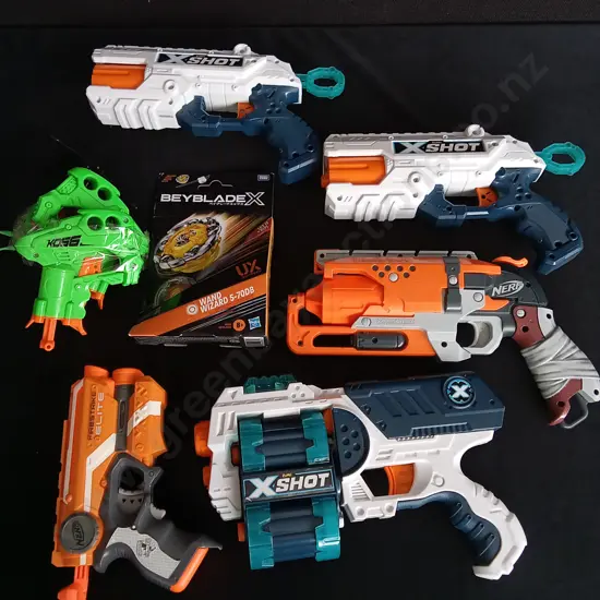 MIX OF TOYS