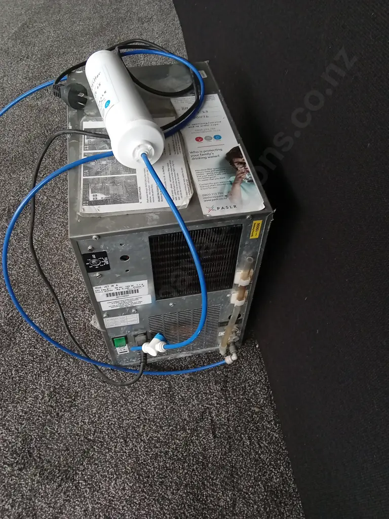 MICROLENE WATER PURIFICATION AND CHILLING SYSTEM Image 1++