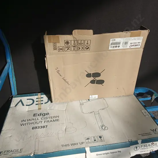 BRAND NEW ADESSO INWALL CISTERN AND CATA INDUCTION HOB