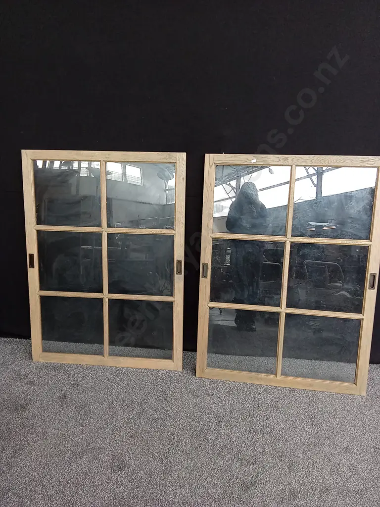 2 SLIDING WINDOWS H 1.34M L 98CM Image 1++