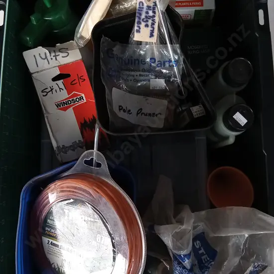 BOX OF GARDENING AND CLEANING ITEMS