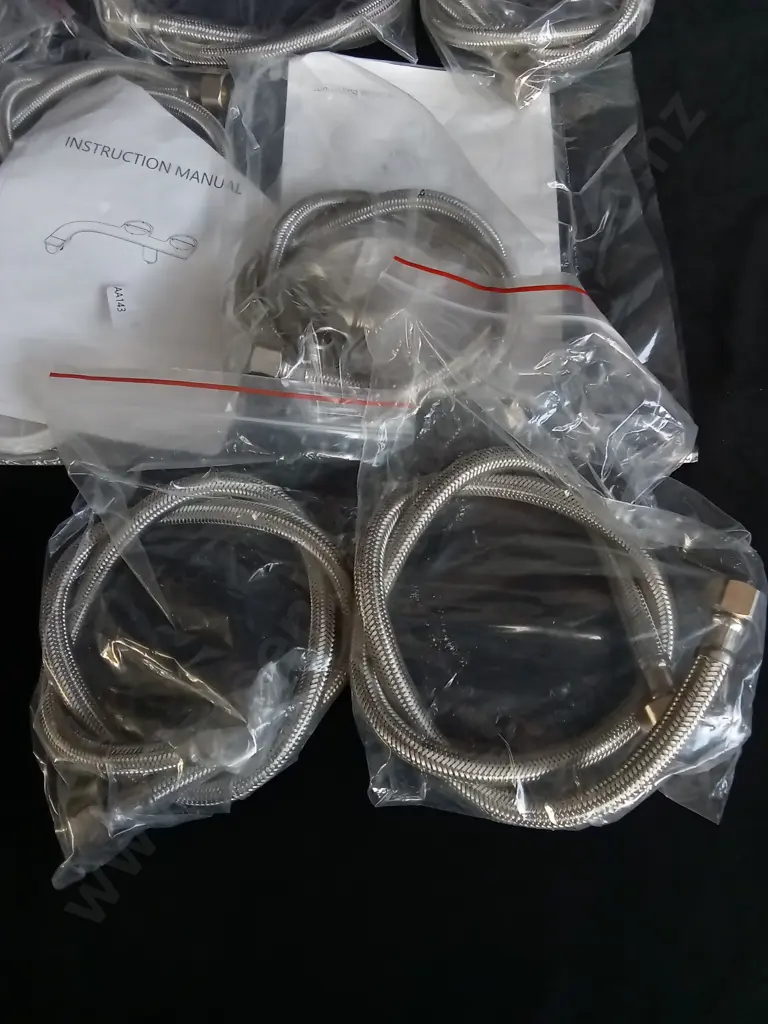 BRAND NEW STAINLESS STEEL WATER SUPPLY LINES Image 1++