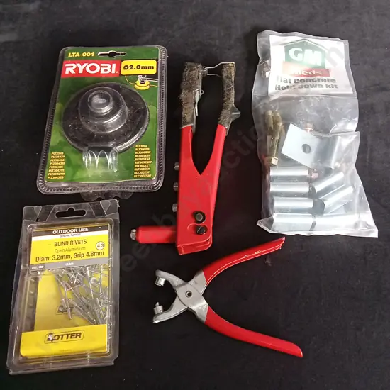 ASSORTED ITEMS