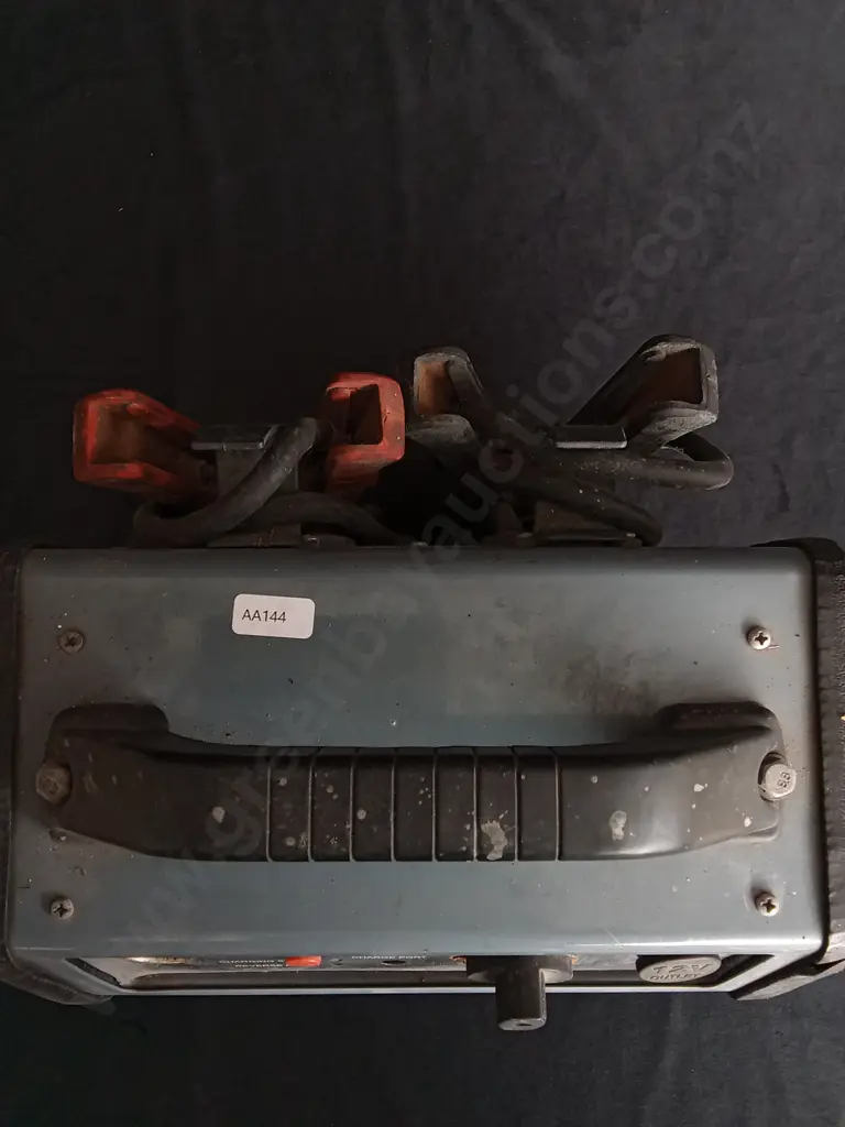 HEAVY DUTY JUMP STARTER Image 1++