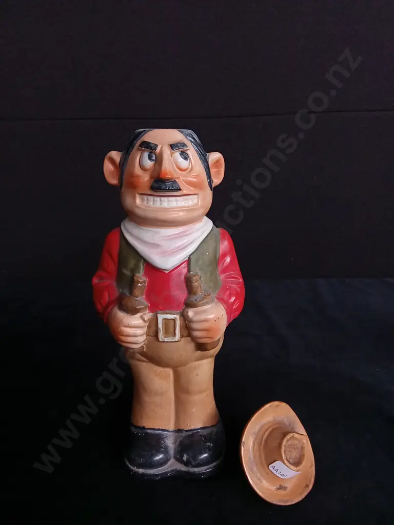 VINTAGE CERAMIC ITALIAN DELI MAN LIQUOR DECANTER Image 1++