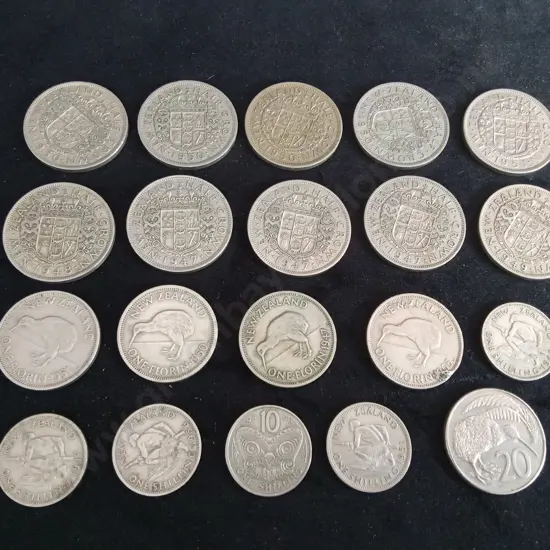 20 VINTAGE NEW ZEALAND COINS