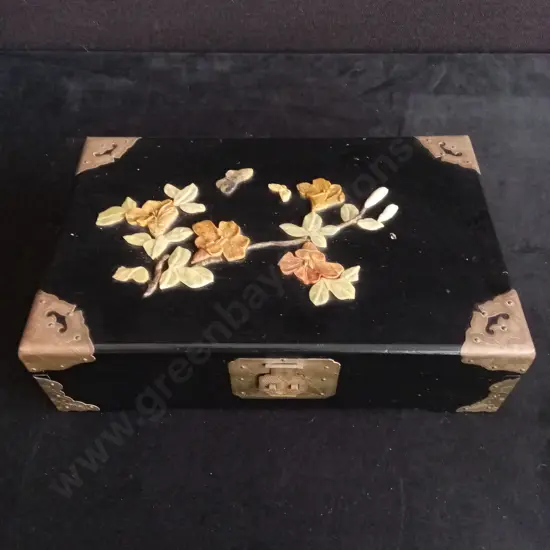 VINTAGE JEWELLERY BOX