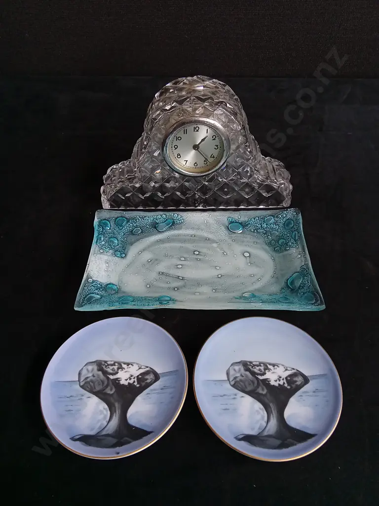 2 VINTAGE COPENHAGEN SMALL POSTS 1 GLASS PLATTER AND A CLOCK Image 1++