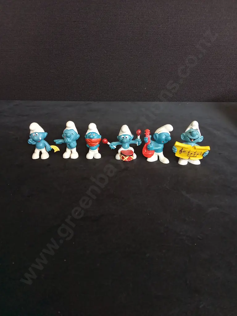 6 VINTAGE SMURF FIGURES Image 1++