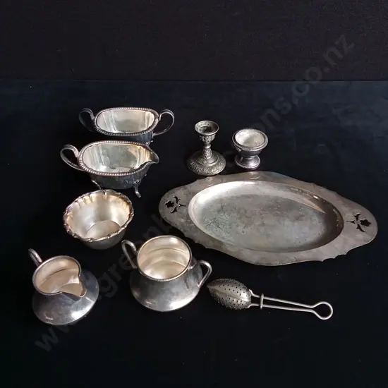 MIX OF SILVER PLATED DISHES