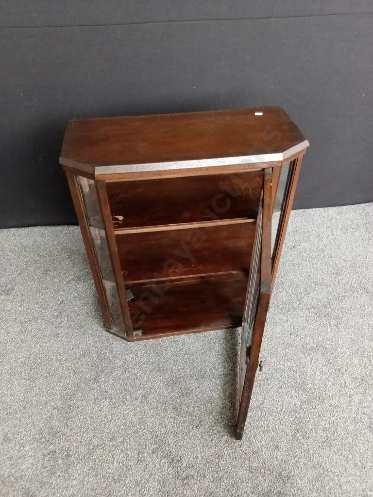 ART DECO DRINKS CABINET WITH LOCK AND KEY - LIKLEY WALNUT ONE PIECE OF GLASS MISSING ON SIDE L 77CM H 88CM D 34CM Image 1++