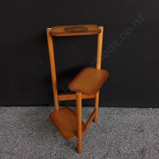 3-TIERED PLANT POT STAND H75CM