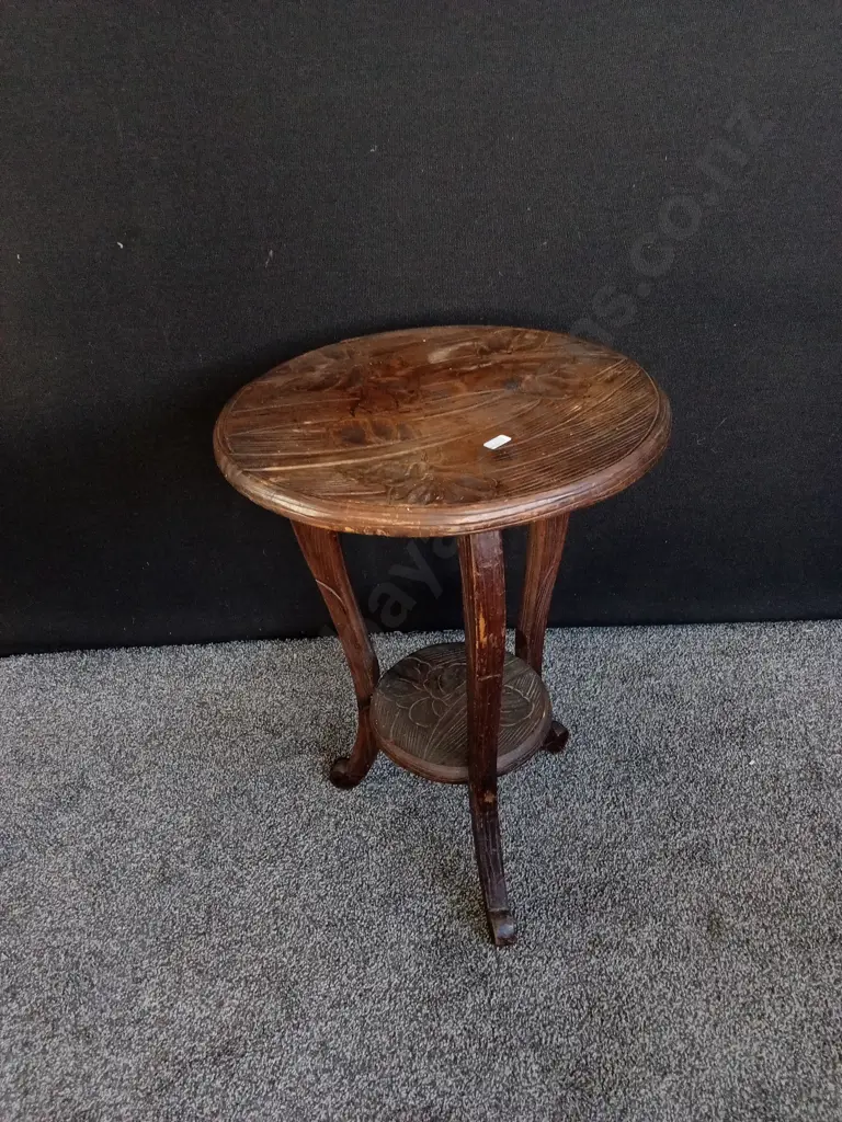 ANTIQUE LIBERTY & CO STYLE JAPANESE HAND CARVED WOODEN SIDE TABLE H 62CM X W 44CM Image 1++