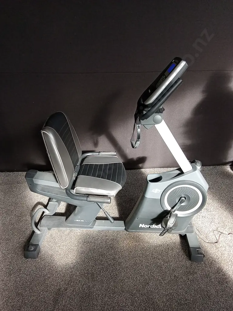 NORDIC TRACK GXR 4.1 EXERCISE BIKE Image 1++