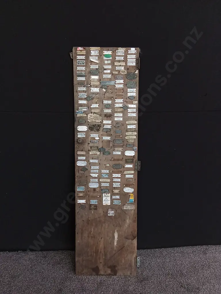 DISPLAY BOARD FEATURING COLLECTION OF ANTIQUE AND VINTAGE UPHOLSTERY, FURNISHING AND BEDDING MANUFACTURER PLAQUES Image 1++