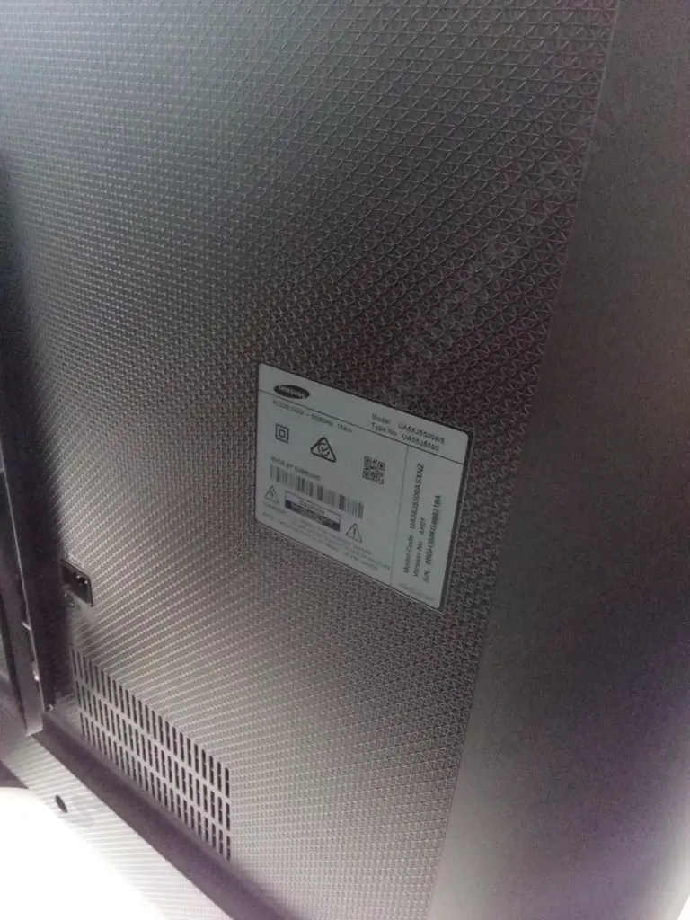SAMSUNG MODEL UA55J5500AS TV AND AND WHITE CABINET L 121CM H 35CM D 60CM Image 1++