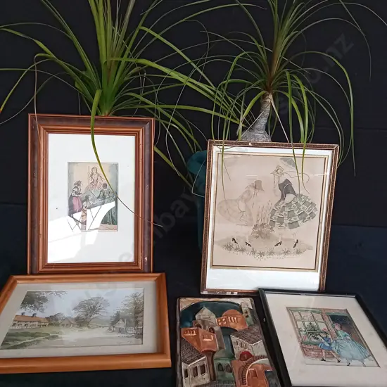 2 PLANTS AND 5 PIECES OF ART