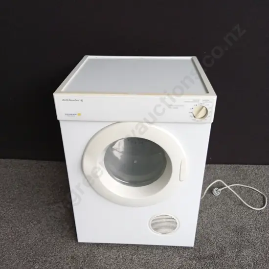 KELVINATOR DUALCARE DRYER BY FISHER & PAYKEL WORKING