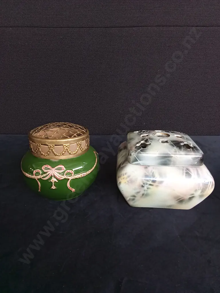 EICHWALD FLOWER BOWL WITH CAGE (CHIP ON BOTTOM) AND CARRARA WARE FLOWER BOWL Image 1++