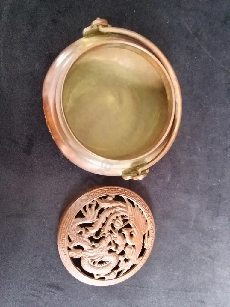 ANTIQUE CHINESE HAND WARMER AND INCENSE BURNER Image 1++