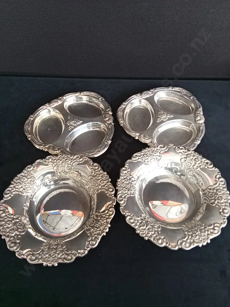 4 PLATTERS Image 1++
