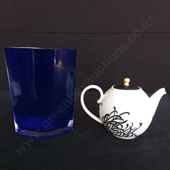 BLUE GLASS VASE AND DENBY MANSOON CHRYSANTHEMUM TEAPOT