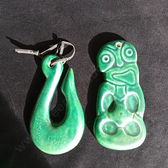 2 CERAMIC MĀORI DECORATIVE ITEMS