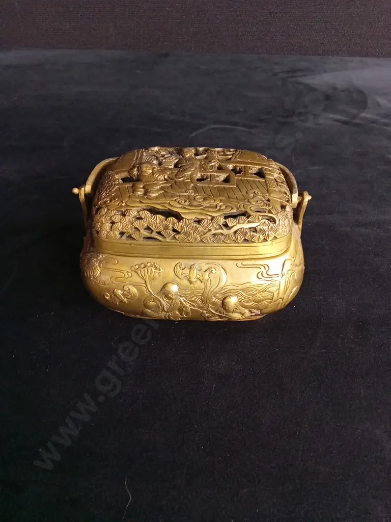 ANTIQUE BRASS CHINESE HAND WARMER Image 1++