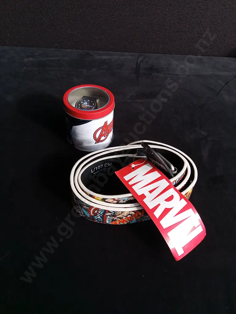 2 PIECES BRAND NEW MARVEL MERCHANDISE Image 1++