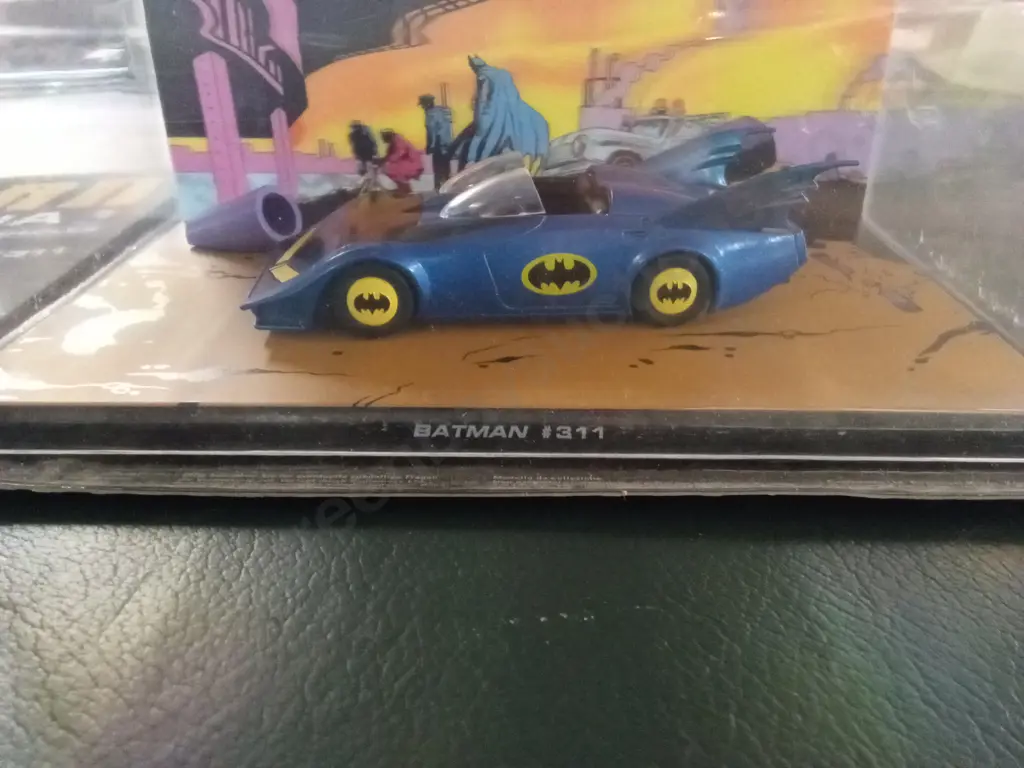 EAGLEMOSS BATMAN #311 1:43 PACKAGED PLUS CORRESPONDING MAGAZINE Image 1++