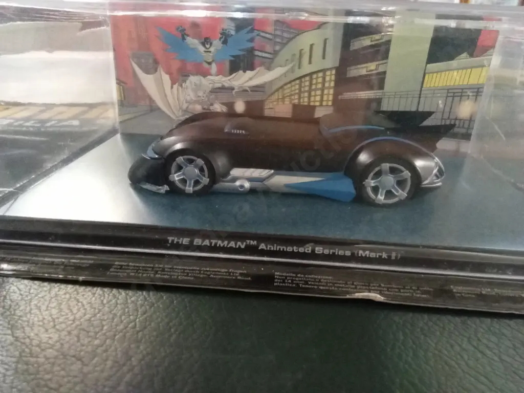 EAGLEMOSS BATMAN ANIMATED SERIES MARK II 1:43 PACKAGED  PLUS CORRESPONDING MAGAZINE Image 1++