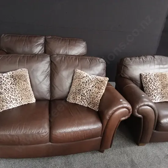 3 PIECE BROWN LEATHER COUCH SET WITH 5 CUSHIONS