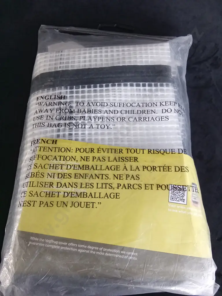 WALL HUGGER SMALL GREENHOUSE PE REINFORCED COVER Image 1++