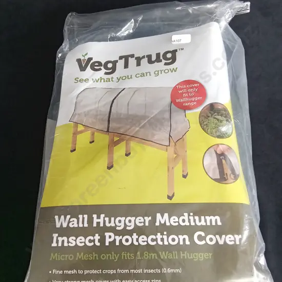 VEGTRUG WALL HUGGER INSECT PROTECTION COVER MEDIUM