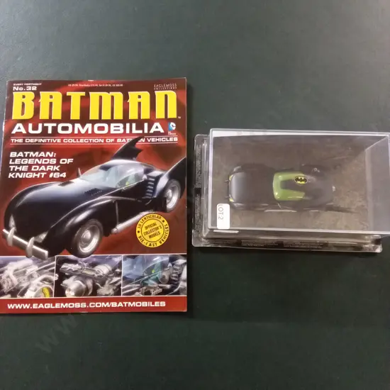 BATMOBILE LEGENDS OF THE DARK KNIGHT #30 EAGLEMOSS AUTOMOBILIA PACKAGED  PLUS CORRESPONDING MAGAZINE