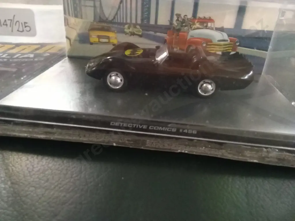 EAGLEMOSS BATMAN AUTOMOBILIA #456 BATMOBILE 1:43 PACKAGED PLUS CORRESPONDING MAGAZINE Image 1++
