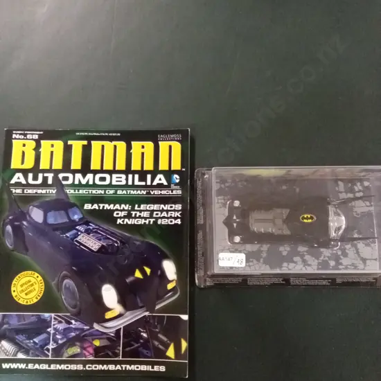 EAGLEMOSS BATMAN AUTOMOBILIA #204 BATMAN LEGENDS OF THE DARK KNIGHT 1:43 PACKAGED PLUS CORRESPONDING MAGAZINE