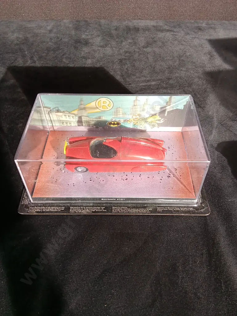 EAGLEMOSS BATMAN AUTOMOBILIA #101 BATMAN 1:43 PACKAGED Image 1++