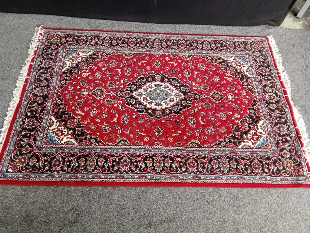 RUG L 2.3M D 1.48M Image 1++
