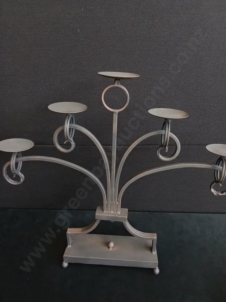 LARGE CAST IRON CANDLE HOLDER Image 1++