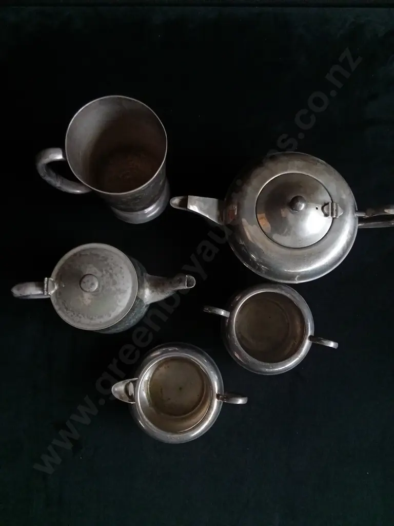 5 PIECES SILVER PLATED TEA AND COFFEE SERVICE DISHES Image 1++