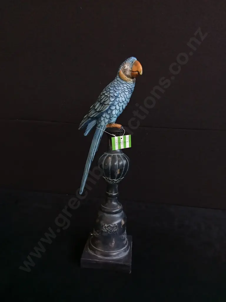 BRAND NEW GARDENERS GIFT PARROT STATUE Image 1++