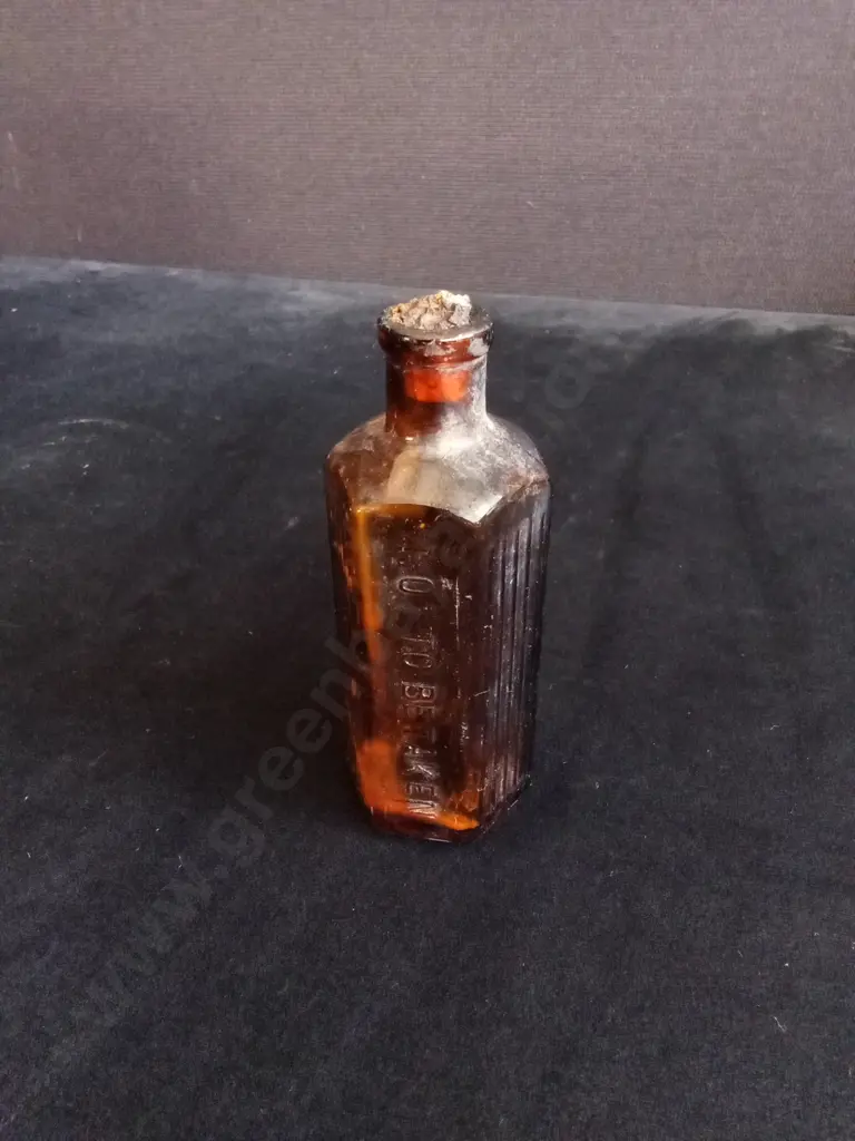 10 PIECES AMBER GLASS BOTTLES Image 1++