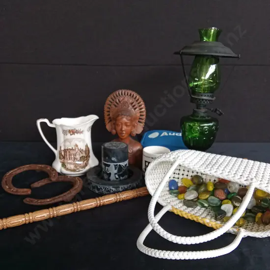 BOX OF ASSORTED ITEMS