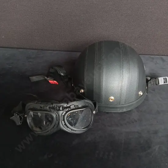 HELMET AND GOGGLES