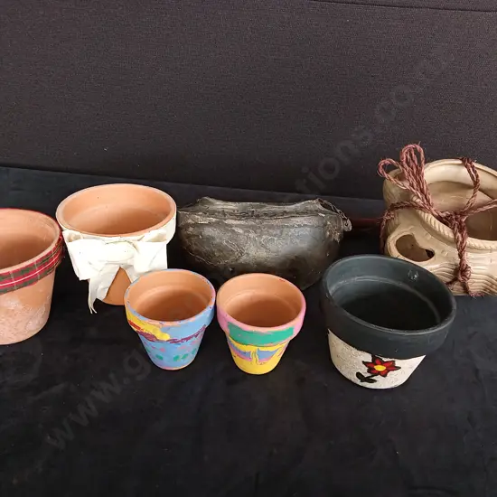 7 ASSORTED PLANT POTS