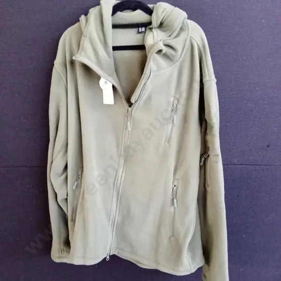 BRAND NEW BÆRSKIN GREEN FLEECE 2XL